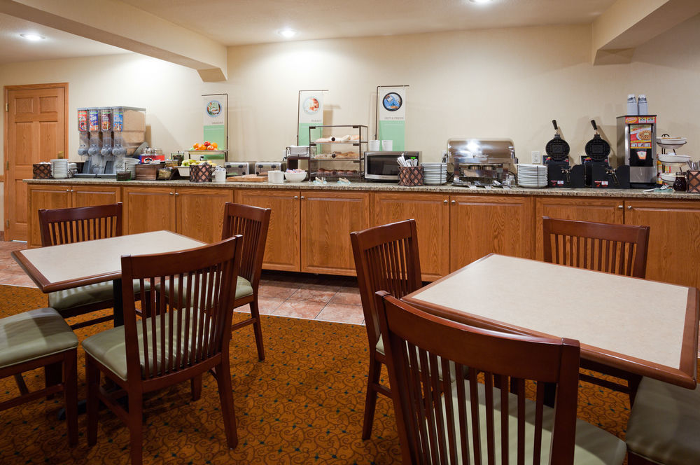 Country & By Radisson, Grand Rapids, Mn 3*