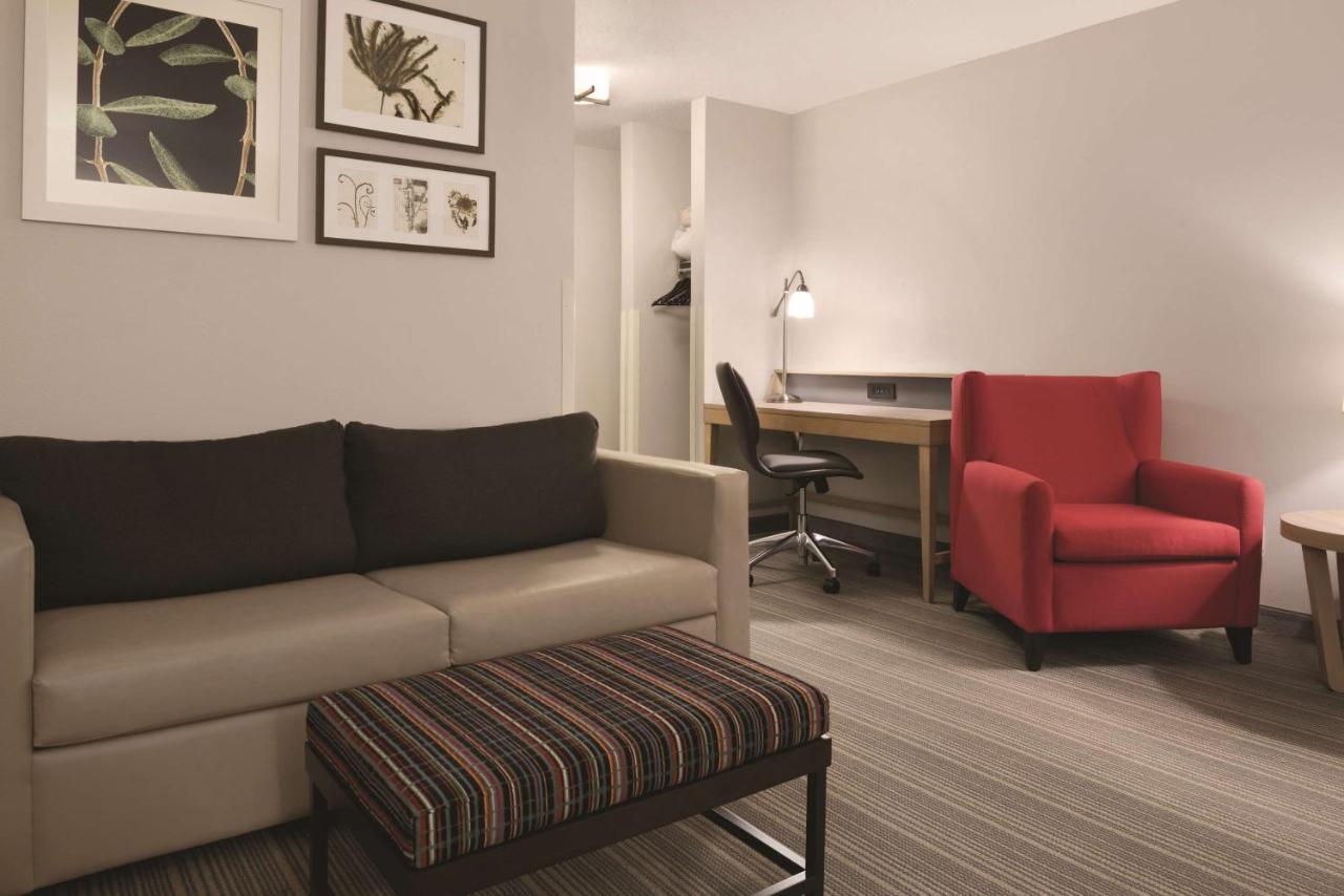 Hotel Country & By Radisson, Grand Rapids, Mn 3*
